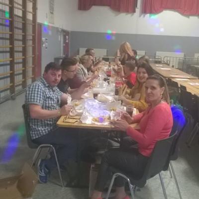 1 (19)