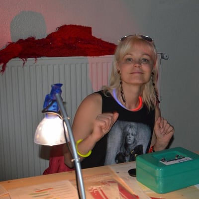 18